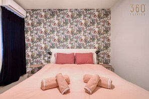 2 Schlafzimmer, Schreibtisch, Bügeleisen/Bügelbrett, WLAN