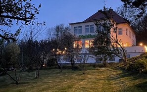 Exterior - Hotel Waldhaus Pulsnitz (Pulsnitz)