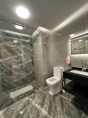 Apartamento, 1 habitación, accesible para personas con discapacidad, fumadores | Baño