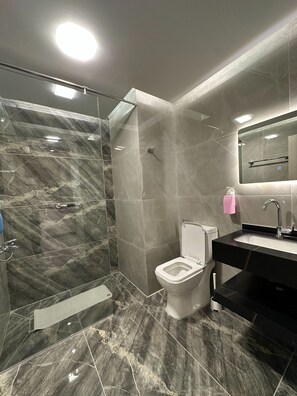 Apartamento, 1 quarto, acessível, para fumantes | Banheiro