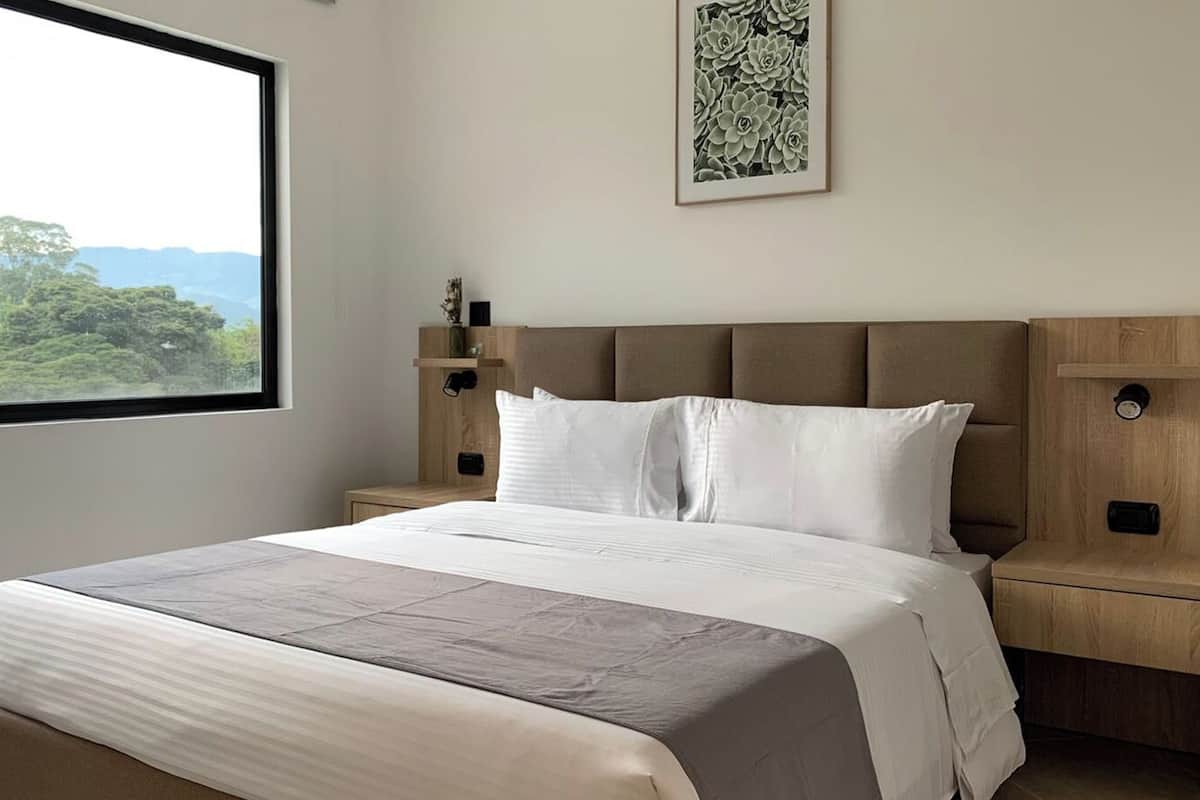 Deluxe Double Room | Free WiFi