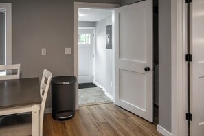 家庭平房, 公園景 | 熨斗/熨衫板、免費 Wi-Fi、床單