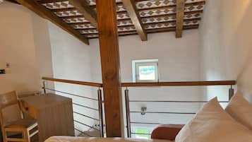 Habitación superior con 1 cama matrimonial o 2 individuales | Camas extra