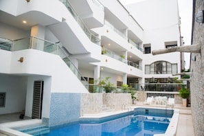 Piscine extérieure