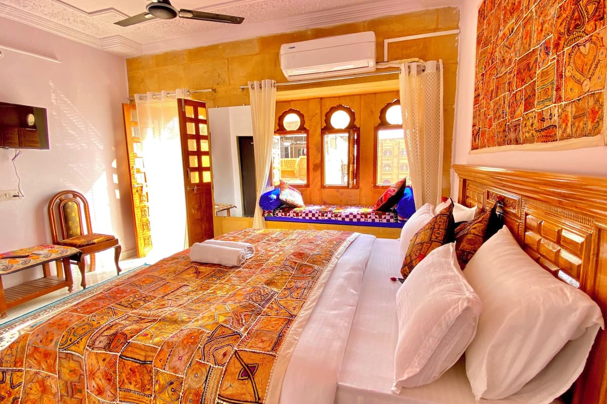 Deluxe Suite | Desk, free WiFi