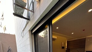 Apartment, 1 Bedroom, Accessible, Smoking | Pool - 005 Al-najeh JRE Apartments For Rent ave (Amman)