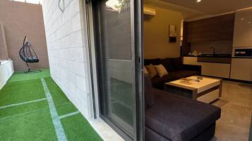 Apartment, 1 Bedroom, Accessible, Smoking | Pool