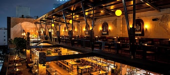 The Quarters Business Hotel