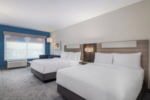 Premium bedding, in-room safe, desk, laptop workspace