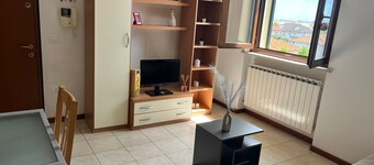 Quiet Three-room Panoramic Apartment