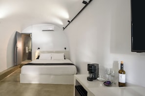 1 bedroom, WiFi, bed sheets - Standard Room with Non-View Side (SANTORINI)