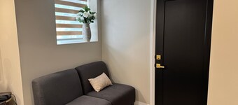 Elegant 2BR/2BA Suite • Near Lake Wilcox, GO Transit & Wonderland