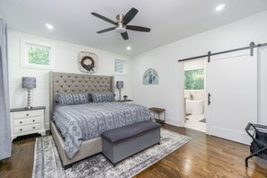 4 Schlafzimmer, Bügeleisen/Bügelbrett, kostenloses WLAN, Bettwäsche