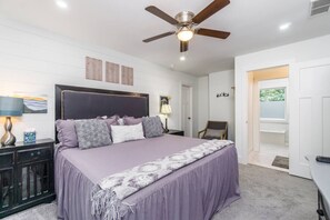 Een strijkplank/strijkijzer, gratis wifi