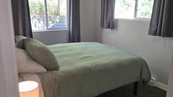 WiFi, bed sheets