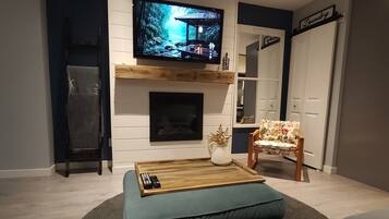 Téléviseur connecté, foyer