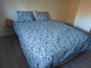 4 bedrooms, free WiFi, wheelchair access