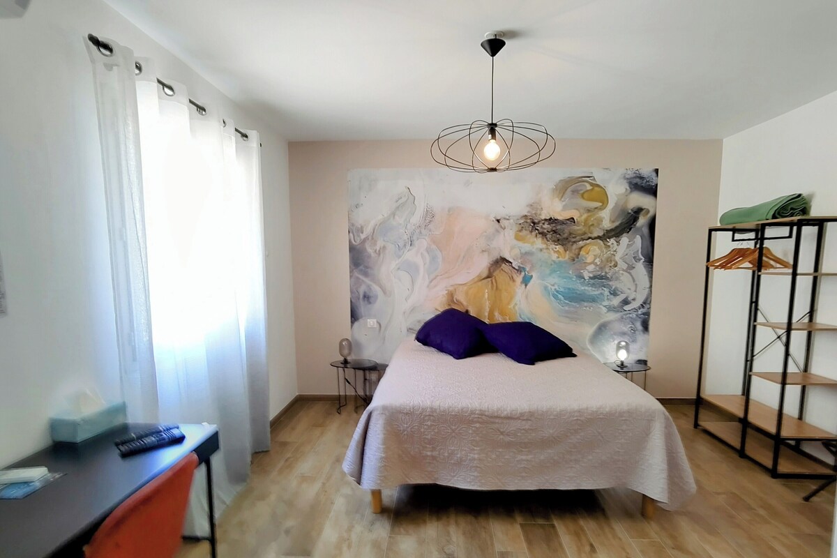 Comfort-Doppelzimmer | Schallisolierte Zimmer, Bügeleisen/Bügelbrett, kostenloses WLAN