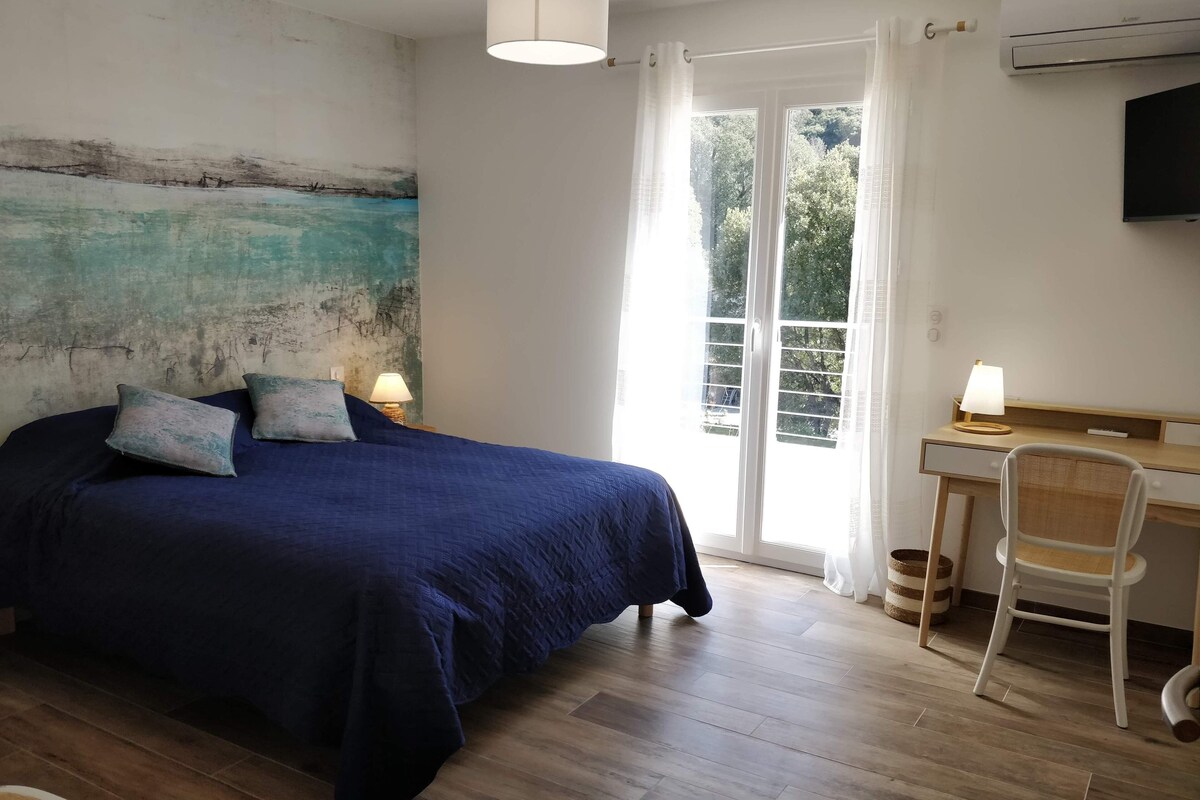 Comfort-Doppelzimmer | Schallisolierte Zimmer, Bügeleisen/Bügelbrett, kostenloses WLAN