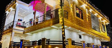 Fachada da propriedade