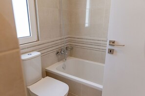 Apartamento superluxo, vista para a piscina | Banheiro