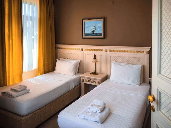 Standard Room, City View | In-room safe, blackout curtains, soundproofing, free WiFi