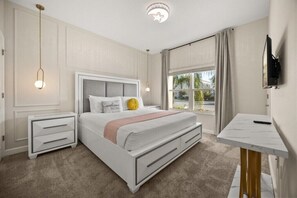 4 Schlafzimmer, Bügeleisen/Bügelbrett, WLAN, Bettwäsche