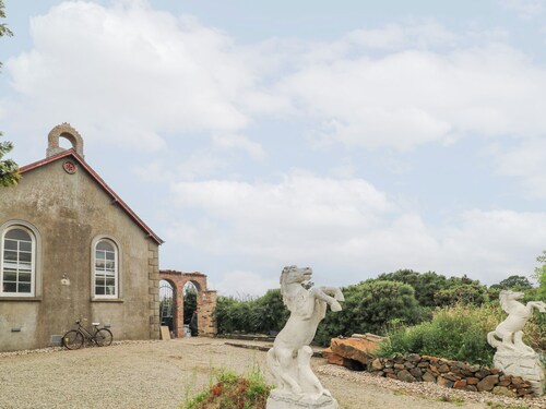 Crea The Mission Hall