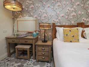 2 室のベッドルーム、客室ごとに異なる装飾、客室ごとに異なるインテリア、WiFi (無料)