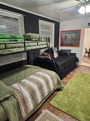 3 Schlafzimmer, WLAN, Bettwäsche
