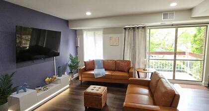 2 Bedroom Condo in Central Columbia