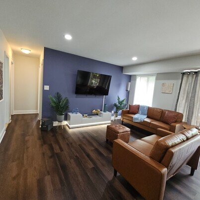 2 Bedroom Condo in Central Columbia
