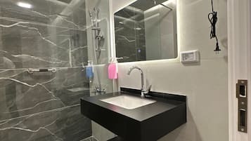 Apartment, 1 Schlafzimmer, barrierefrei, Raucher | Badezimmer