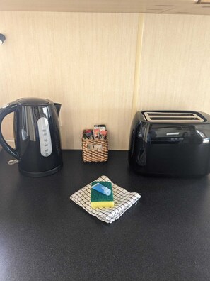 Kaffee und/oder Kaffeemaschine