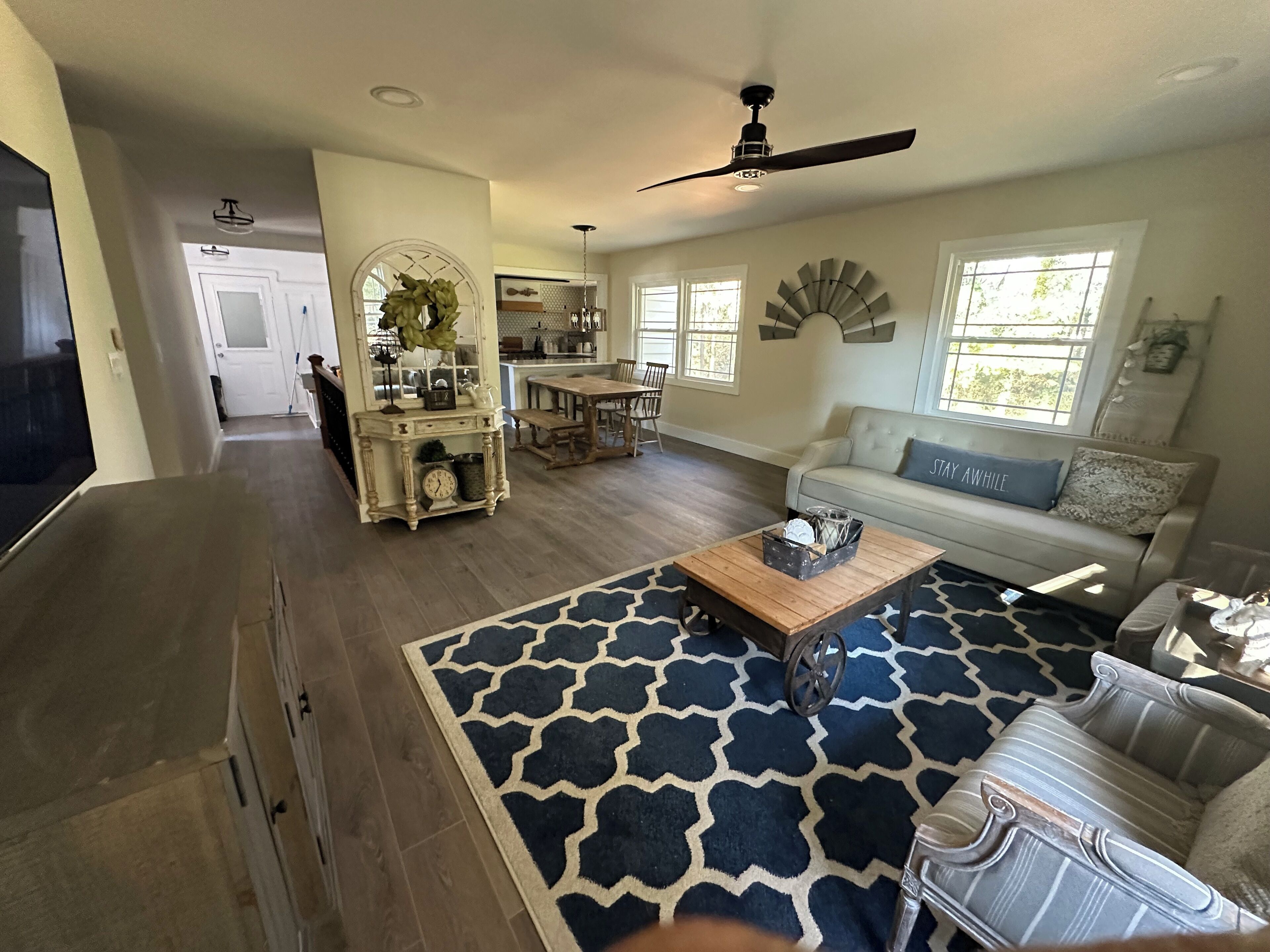 智能電視、足球機