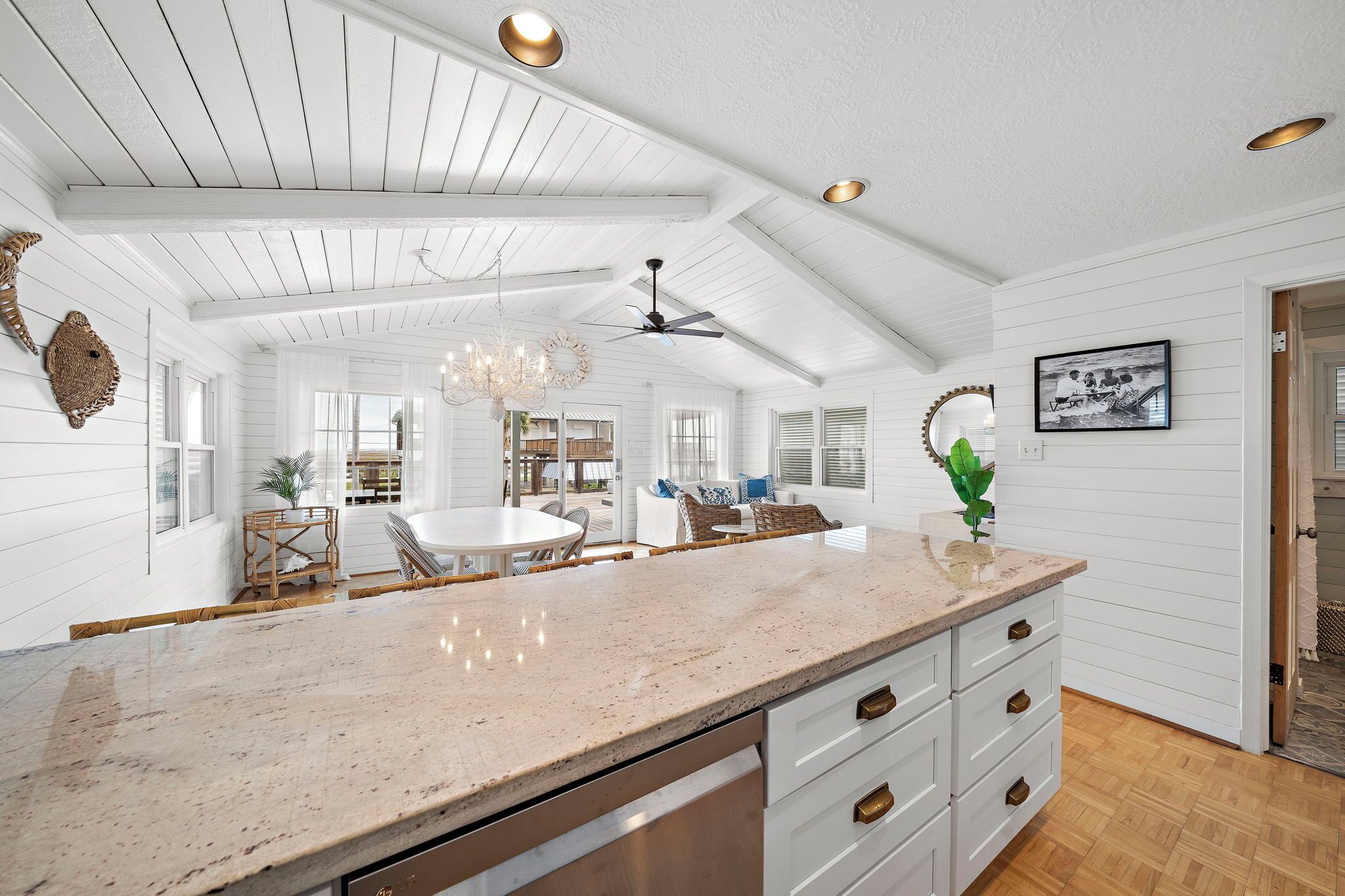 House (2 Bedrooms) | Property amenity