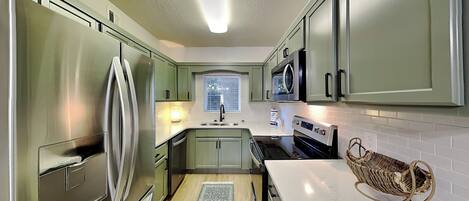 Condo (2 Bedrooms) | Property amenity