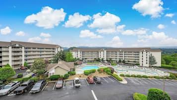 Condo (2 Bedrooms) | Servicio de la propiedad