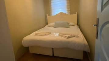 Basic Studio Suite | Soundproofing, free WiFi