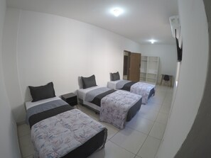 Deluxe Triple Room | Free WiFi