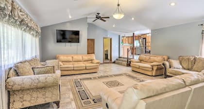 Nature + Comfort: 4BR Retreat on 5 Acres Near UT