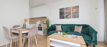 Drewnowskiego 7A | Zegrze | Stylish Apartment by the Lake | Balcony