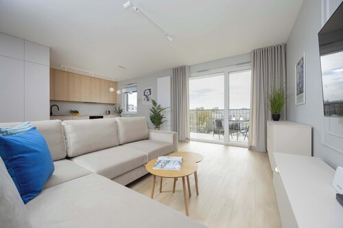 Comfortable Apartment for 6 Persons | Parking | Balcony