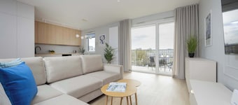 Comfortable Apartment for 6 Persons | Parking | Balcony