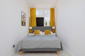 1 bedroom, iron/ironing board, travel cot, WiFi