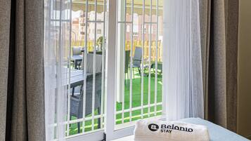 4 Schlafzimmer, BĂŒgeleisen/BĂŒgelbrett, Reisekinderbett, WLAN