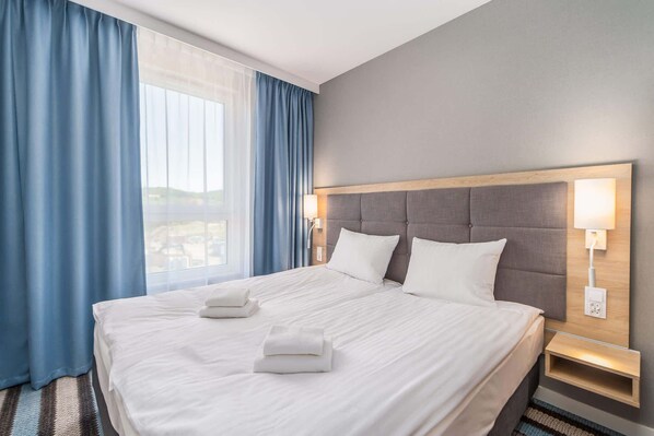 2 bedrooms, iron/ironing board, travel cot, WiFi