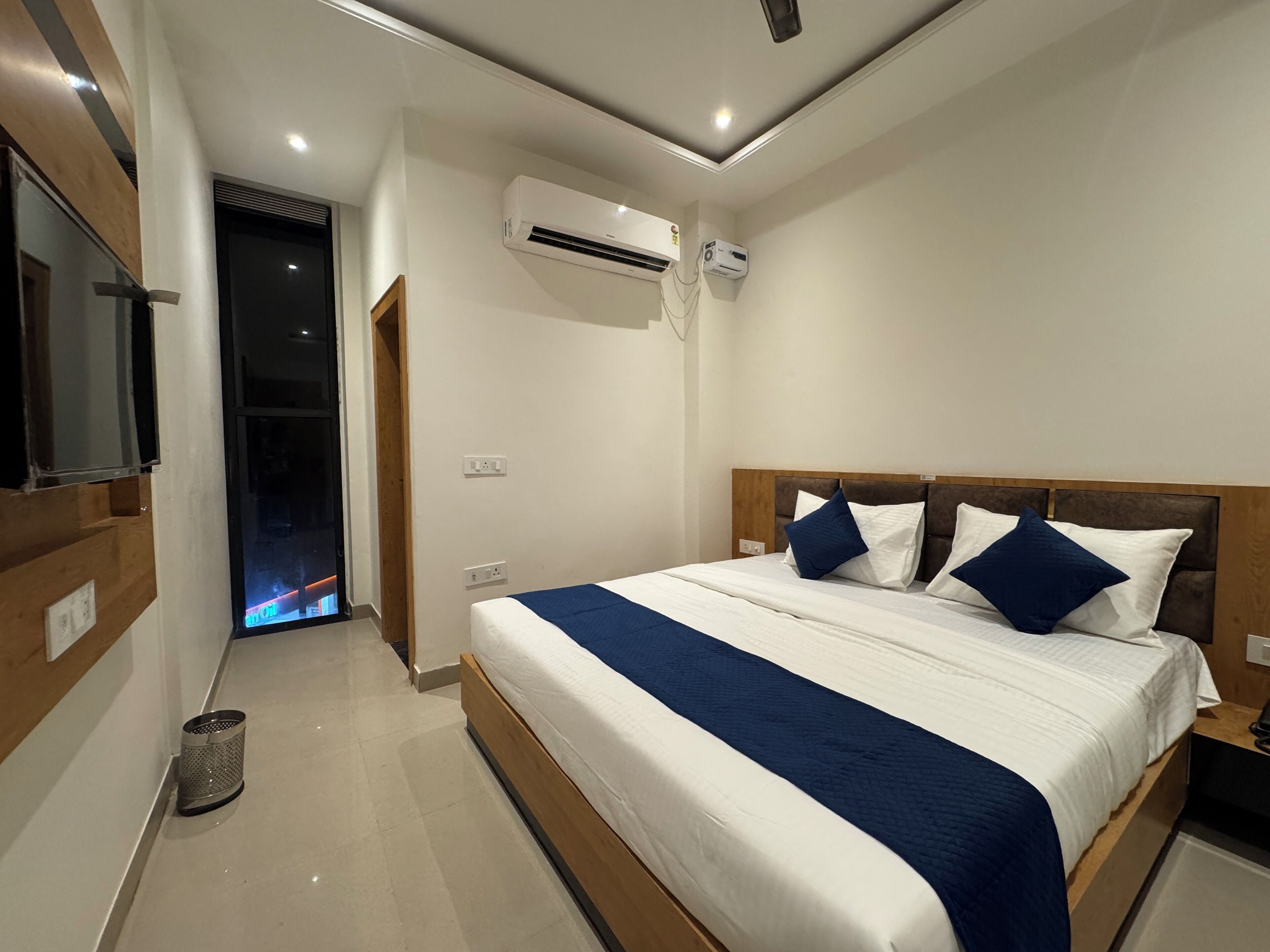 Wifi gratis y ropa de cama 