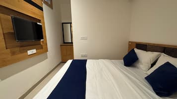 Standard Room, Private Bathroom | Free WiFi, bed sheets