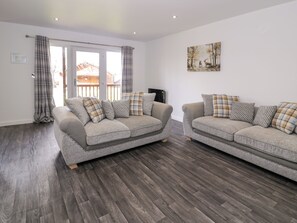 Living area - Premier Lodge 72 (Rhyl)